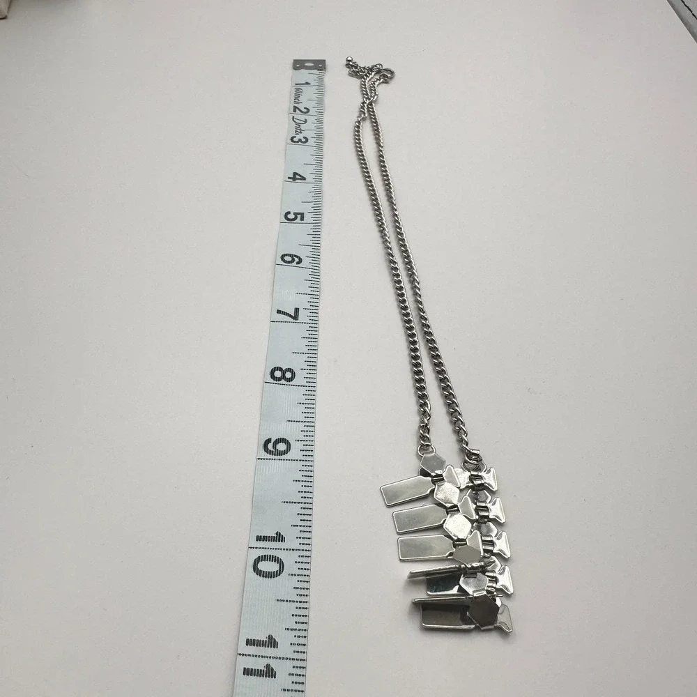 Vintage‎ Y2K Silver Tone Geometric Fringe Bib Necklace Women's Classic Jewelry